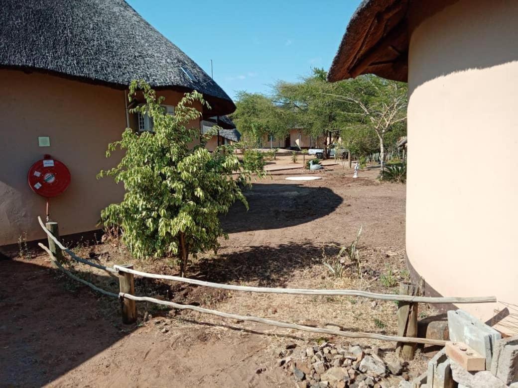 Nkanga Hotel Kasane Exterior photo